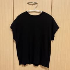 お値下げ♪le colis ノースリーブ リブカットソー ブラックのサムネイル