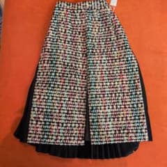 SHE Tokyo Vivienne jewel Tweed スカート 36のサムネイル