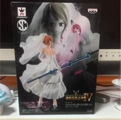 ワンピース ナミ フィギュアのサムネイル