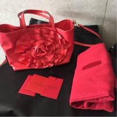 ★専用★今だけ最終セール様★     ヴァレンティノ★パテントbag★美品★のサムネイル