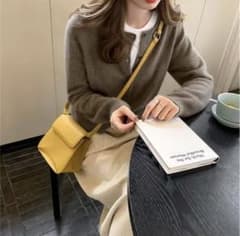 【美品】グレージュカーディガンのサムネイル