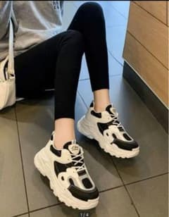 SHEIN 厚底スニーカー カラーブロック レースアップフロントのサムネイル