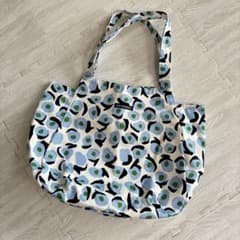 新品未使用　marimekko 花柄トートバッグのサムネイル
