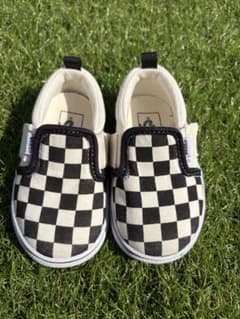 【本日のみ価格1980→1199】VANS キッズ スリッポン チェッカーボードのサムネイル