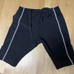 男の子 150㎝ 水着 黒のサムネイル