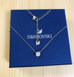 スワロフスキーSwarovski Attract Round一粒ネックレス正規品 - メルカリ