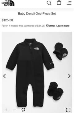 【るなるな様専用】ノースフェイス　アウターロンパース　手袋靴下つきのサムネイル