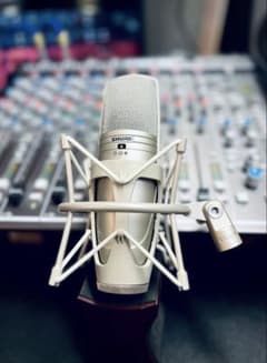 SHURE コンデンサーマイク KSM44のサムネイル