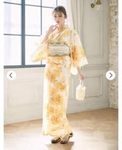 ブライトレトロ牡丹柄浴衣　dazzy storeのサムネイル