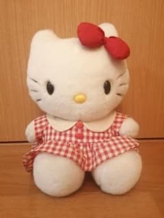 サンリオ ハローキティ赤ギンガムチェックワンピース ぬいぐるみ