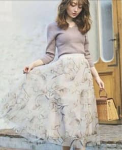 noela スカート　花柄のサムネイル