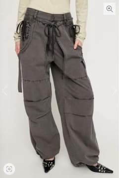 SLY TUCK WIDE WOVEN パンツ BLKのサムネイル