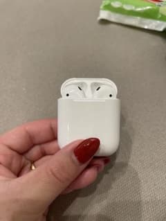 AirPods 第二世代　右不良品のサムネイル