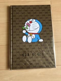 CanCam 3月号付録　GUCCI × ドラえもん ノートのサムネイル
