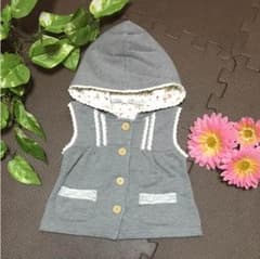 SALE！！80cm☆フード付きベストのサムネイル