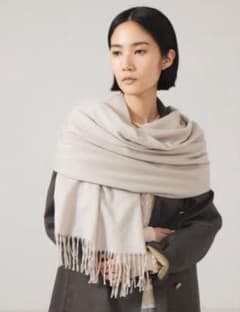 BEGG＆CO ベグアンドコー　カシミヤストール oyster BEGG＆CO ベグアンドコー カシミヤストール oyster - メルカリ