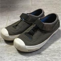 パタゴニア  レアなスニーカー 17cmのサムネイル