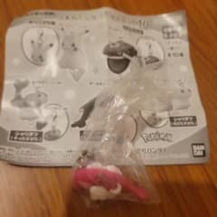 ポケモン　つまんでつなげてマスコット10　シャリタツ(たれたすがた)カニカンのサムネイル