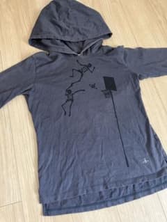 vivienne westwood スカル　オーブ　半袖パーカー 46 Mサイズ vivienne westwood スカル オーブ 半袖パーカー 46 Mサイズ - メルカリ