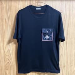 美品　MONCLER Tシャツのサムネイル