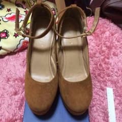 厚底ヒールのサムネイル
