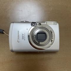 Canon デジカメ IXY DIGITAL 810 ISのサムネイル