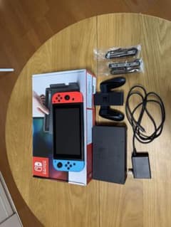 Nintendo Switch 本体のサムネイル