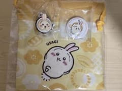ちいかわ くら寿司 巾着 フィギュア 缶バッジ うさぎのサムネイル