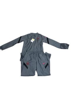 セール！ナイキ　Paris Saint-Germain サイズSのサムネイル
