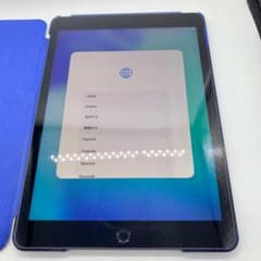 Apple iPad (第8世代) スペースグレー 本体 - メルカリ