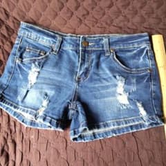 ダメージ加工 デニムショートパンツ ブルーのサムネイル