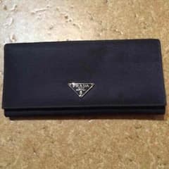 プラダ 正規品長財布のサムネイル