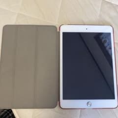 iPad mini3 Wi-Fi + Cellularモデル 64GB カバー付のサムネイル