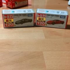 トミカ120　フェラーリSF90 ストラダーレ新品２台セット（初回特別仕様含む）のサムネイル