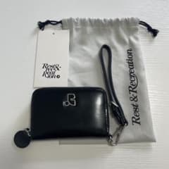 Rest & Recreation 二つ折り財布 ブラック　カードケース　コインのサムネイル