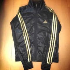 adidas（アディダス）お洒落着用ジャージのサムネイル