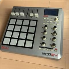 AKAI MPD24 MIDIコントローラーのサムネイル