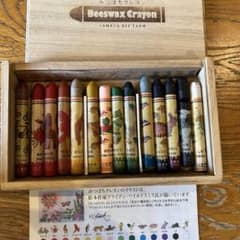山田養蜂場 みつばちクレヨン 木製箱入りのサムネイル