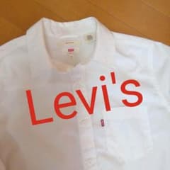 値下げ!!Levi's ボーイフレンドシャツ bright whiteのサムネイル