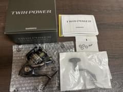 新品未使用　24ツインパワーC3000MHG シマノのサムネイル