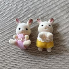 シルバニアファミリー 赤ちゃん人形 2体セットのサムネイル