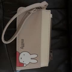 miffy ミッフィー パスケース 定期入れのサムネイル