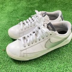 NIKE BLAZER LOW LE 23.5cm ホワイト　シルバーのサムネイル