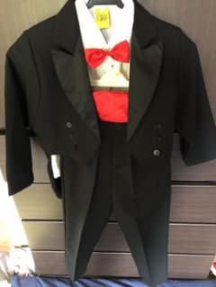 キッズタキシードのサムネイル
