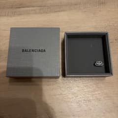 BALENCIAGA BBピアスのサムネイル