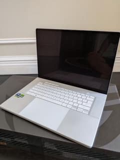 ASUS ROG Zephyrus G16 GU605MU RTX4050のサムネイル
