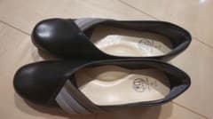 ☆美品☆試し履きのみ　しまむら　パンプスのサムネイル