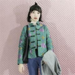 美品　チャイナジャケット　緑　レディースのサムネイル
