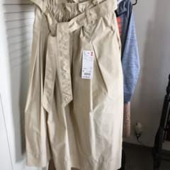 UNIQLO  スカートのサムネイル
