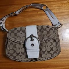 COACH シグネチャー ハンドバッグのサムネイル